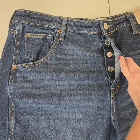 NWT UT Curved Leg Barrel Jeans 17 - Picture 6 of 13